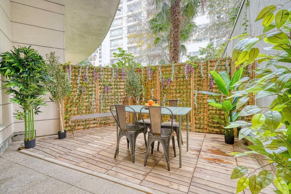 Eden Suite Paris La Defense Courbevoie Exteriör bild